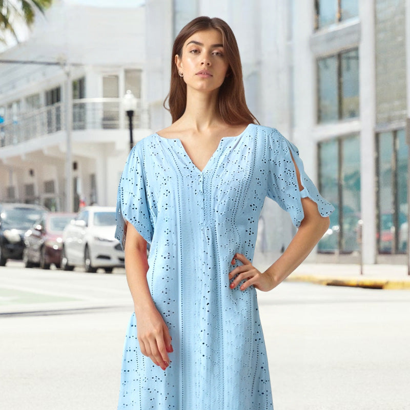 ⏰Begränsad tid 50% rabatt🌸 Elegant klänning med V-ringning och broderie anglaise för dam